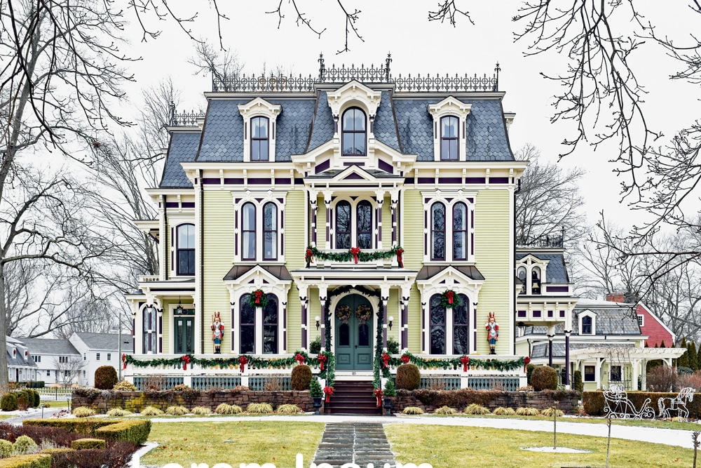 New England Christmas Homes and Doors | The Front Door Project