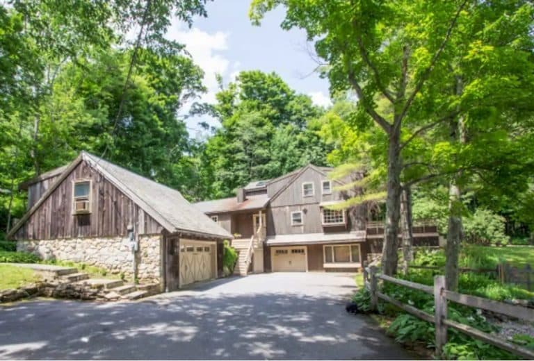 Autumn Splendor Perfect New England AirBnBs New England