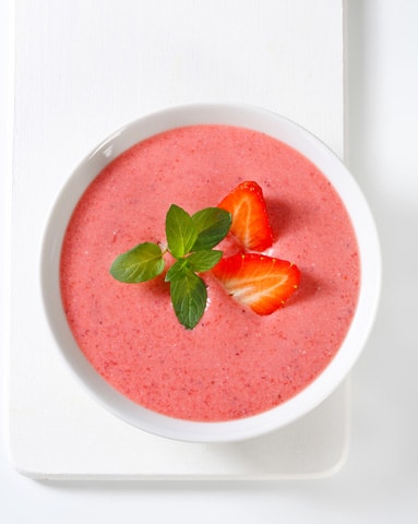 strawberry-soup-dt