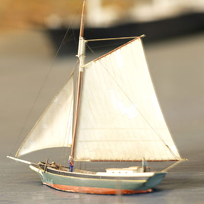 Out to sail on the Mystic River