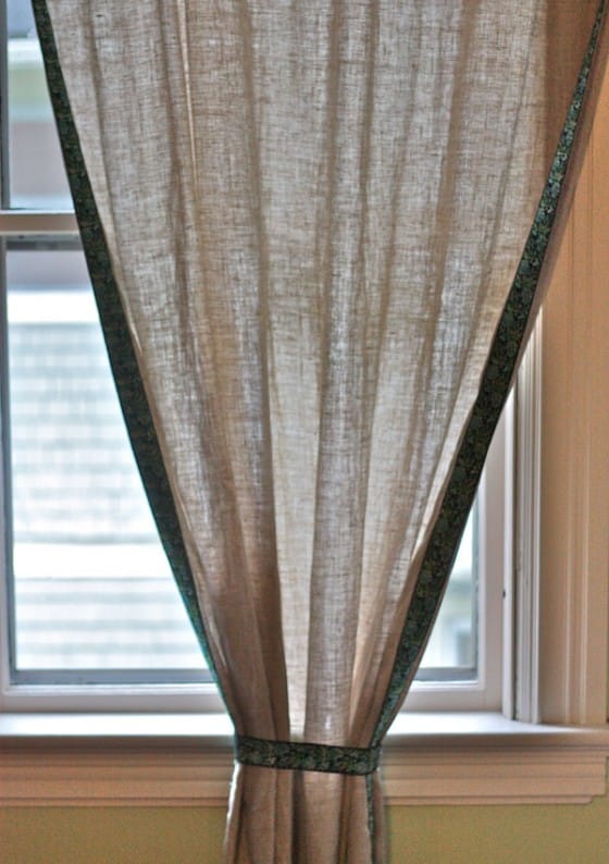 Dress Up Plain Curtains with Ribbon