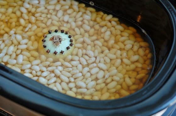 Best Vegetarian Baked Beans Recipe | Vegetarian Baked Beans in a Crock Pot