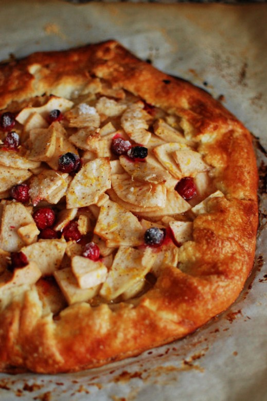 Apple, Pear, and Cranberry Crostata