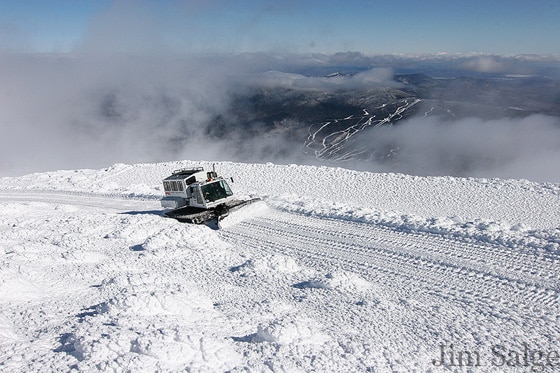 A Mount Washington Observatory Adventure Begins With a Snowcat Ride