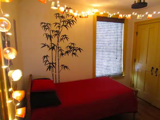 Decorative string lights