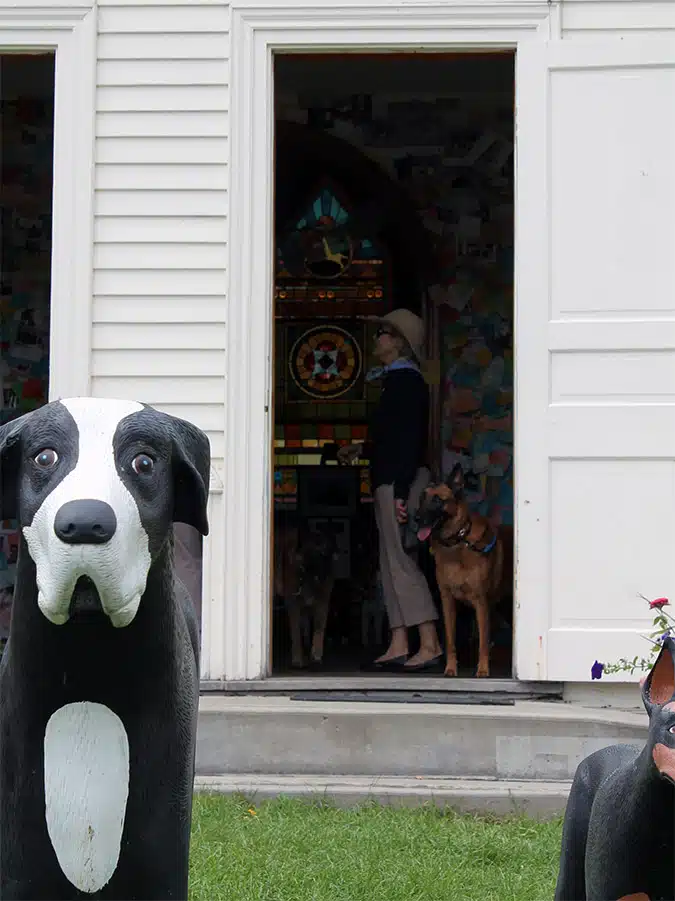 dog chapel messages