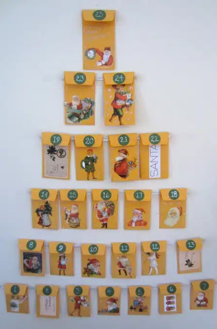Envelope Advent Calendar in shape of Christmas tree