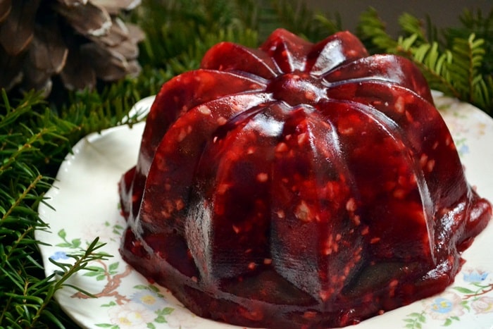 STRAWBERRY JELLO SALAD MOLD - Butter with a Side of Bread