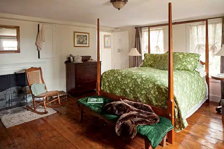 Roseledge Country Inn & Farm Shoppe