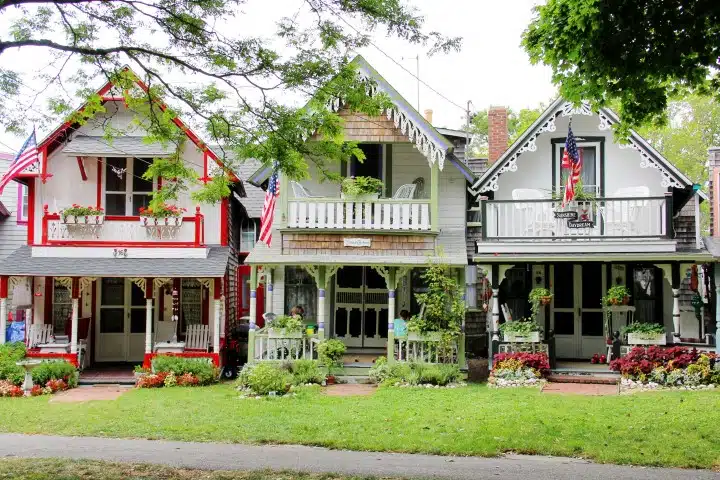 best new england coastal towns oak bluffs