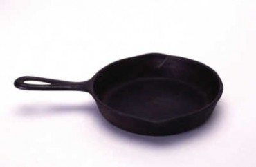 how to season a cast-iron pan