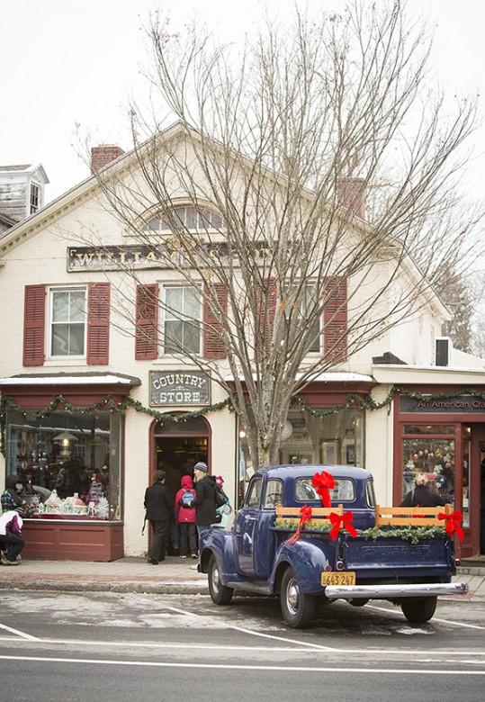 Stockbridge Christmas Celebration Photographs New England Today