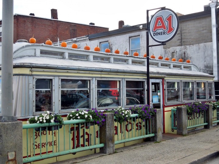 The A1 Diner Gardiner, ME  | Best Diners in New England