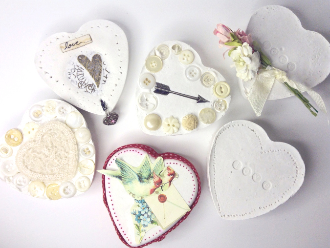 10" X 14 1/2" Valentine's Day Bouquet Handprint Sign Craft Kit - Makes 12 | Oriental Trading