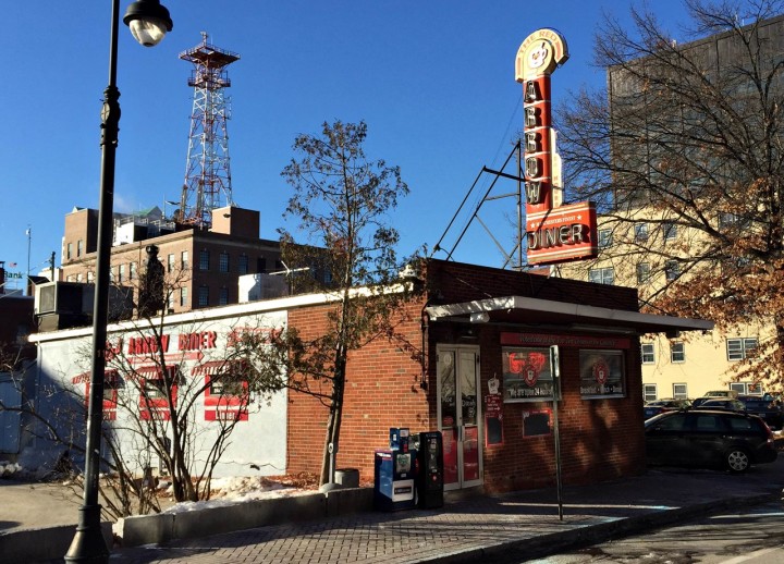 red arrow diner manchester nh | Best Diners in New England