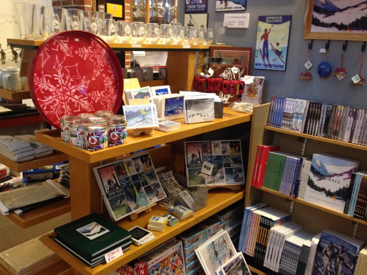 The museum gift shop offers an array of goodies, from vintage ski posters and books to clothing, jewelry, and DVDs. There’s even a tram-themed Christmas-tree ornament!