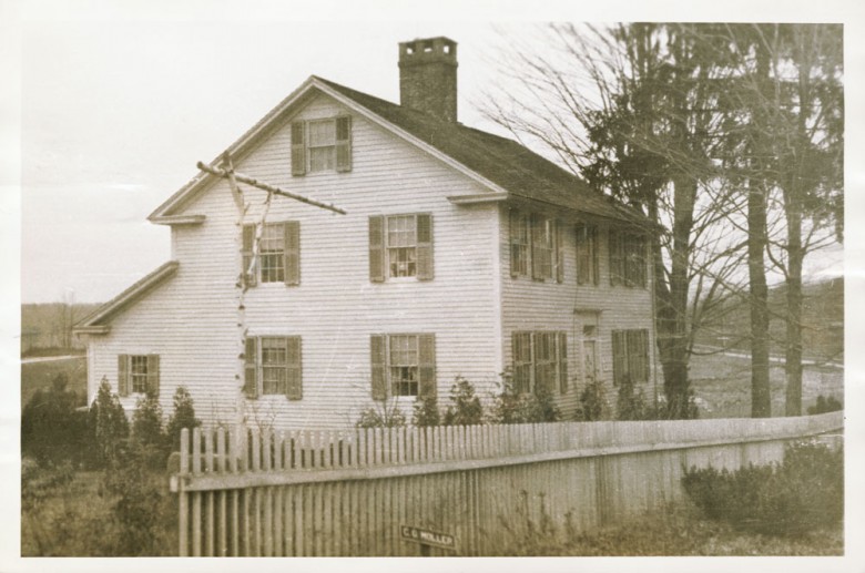 The Mackeowns’ home in its original location in Middle­town, Connecticut.