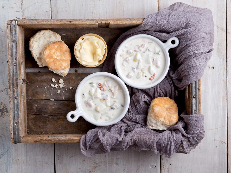 Boston Clam Chowder Recipe - Oh So Delicioso