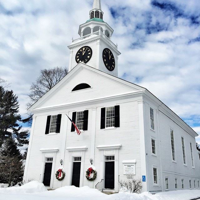 Old Meetinghouse in Amherst, NH