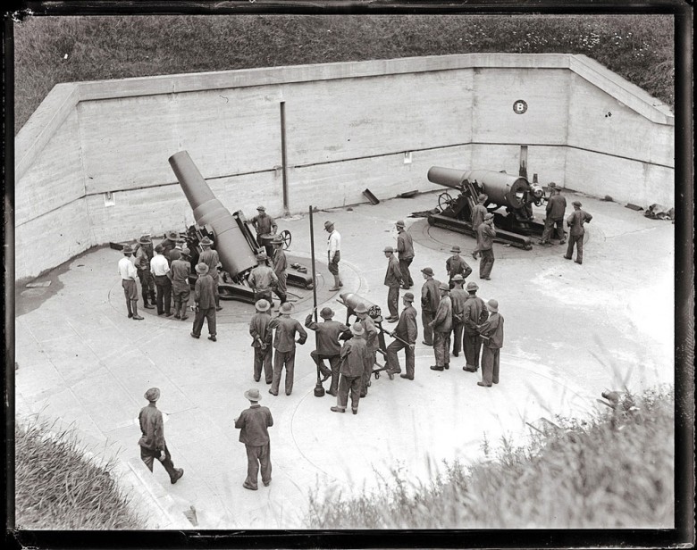 In this pre–World War II shot by Boston Herald Traveler photographer Leslie Jones, soldiers at Battery Frank Whitman are gathered around the facility’s 12-inch mortars. The fortification was named for a Kansas army major who had served in the Spanish–American War.