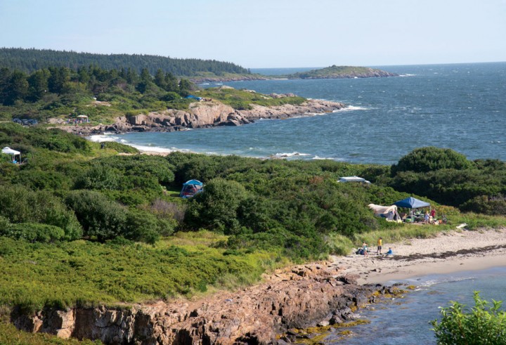HERMIT ISLAND CAMPGROUND Tidepools, wildlife, hiking trails, and eight pocket beaches tucked between rocky outcroppings make this secluded little peninsula on Maine’s Casco Bay a paradise for families who want to escape into nature. Once the site of a thriving colonial-era fishery, the island is named for a lone shepherd who lived here with his flock at the turn of the last century.