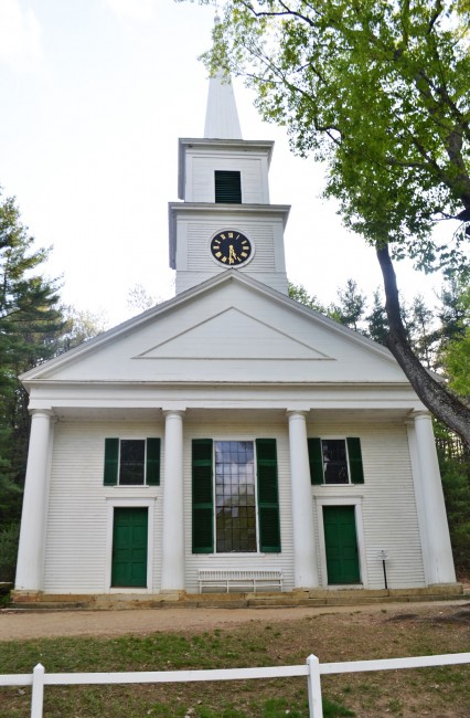 The Center Meetinghouse at OSV overlooks the Common. 