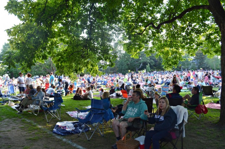 Tanglewood Picnickers