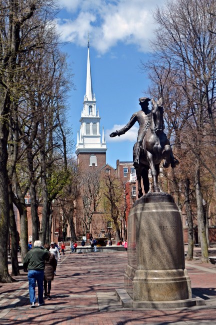 Virtual Visit | Inside the Old North Church in Boston - New England