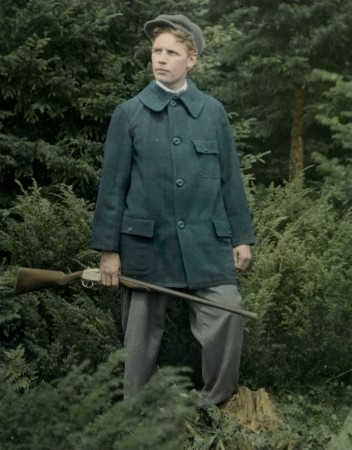 Leon Leonwood Bean (1872–1967) models his first “Maine Safety Hunting Coat,” c. 1917. “The success and pleasure of your outing depends largely on your equipment,” Bean observed. “Keep the weight and bulk down to comfortable necessities.”