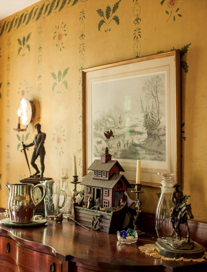 Dining-room walls feature original Moses Eaton stenciling, done during the winter of 1810.