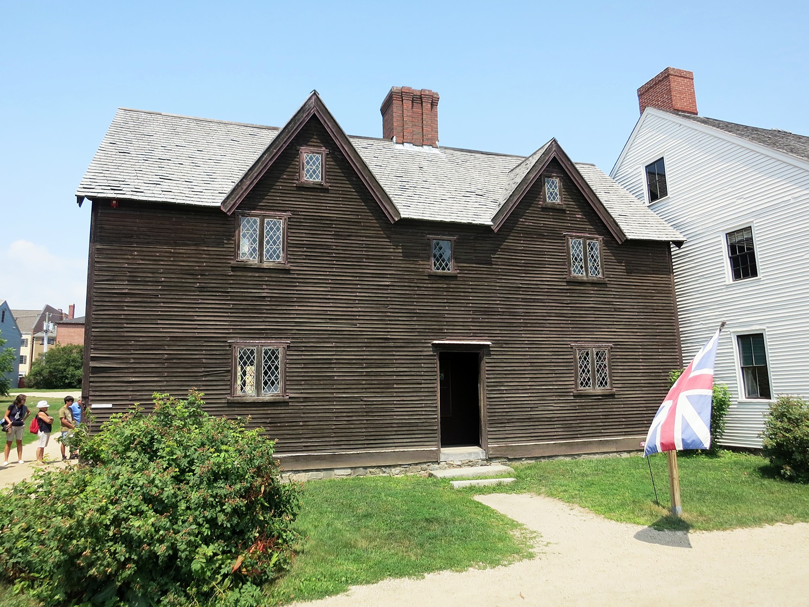 Colonial House 1700s Colonial House 1700s