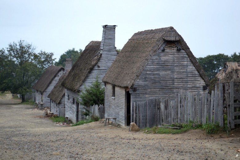 How long this house. Остров Плимут. Plymouth остров. Plymouth Village Massachusetts. Плимутская плантация.