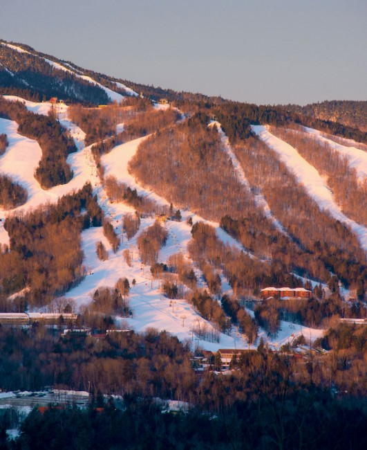 Tthe Sunday River ski resort in Newry spans eight peaks.