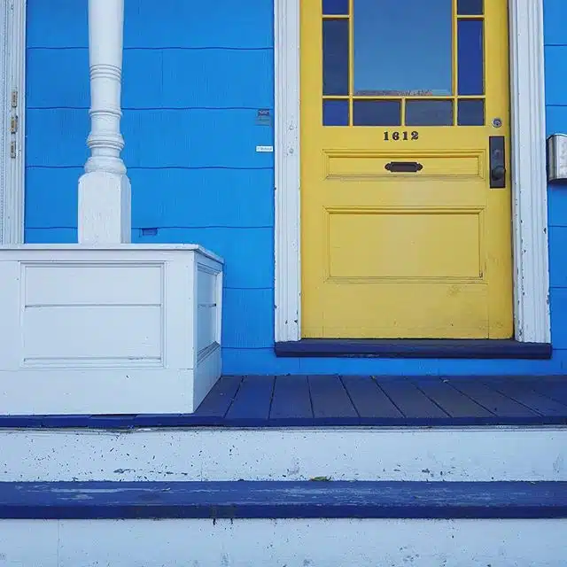 A stroll through historic (and colorful) Cambridge.