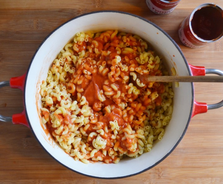 Cheesy American Chop Suey