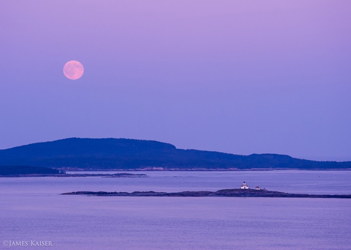  Moonrise over Egg Rock Lighthouse, with Schoodic Peninsula in the distance. 
