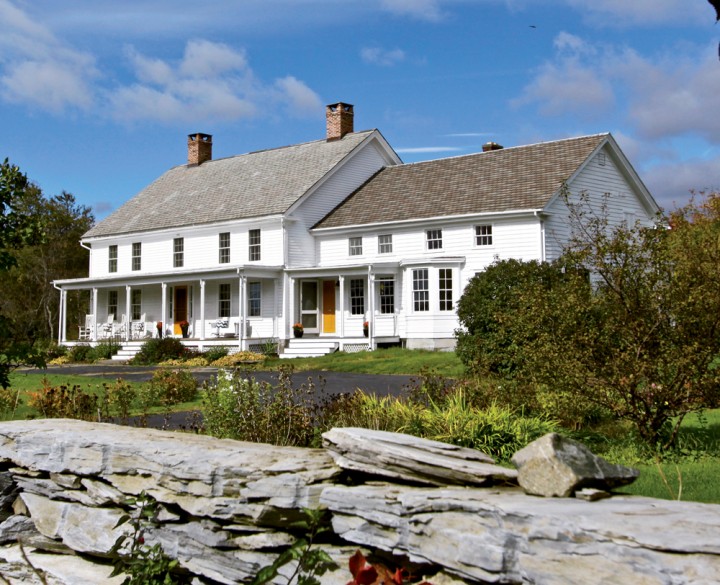 Now on the market, this 21-room Colonial was once a stagecoach stop on the road from Albany, New York, to Williamstown, Massachusetts.