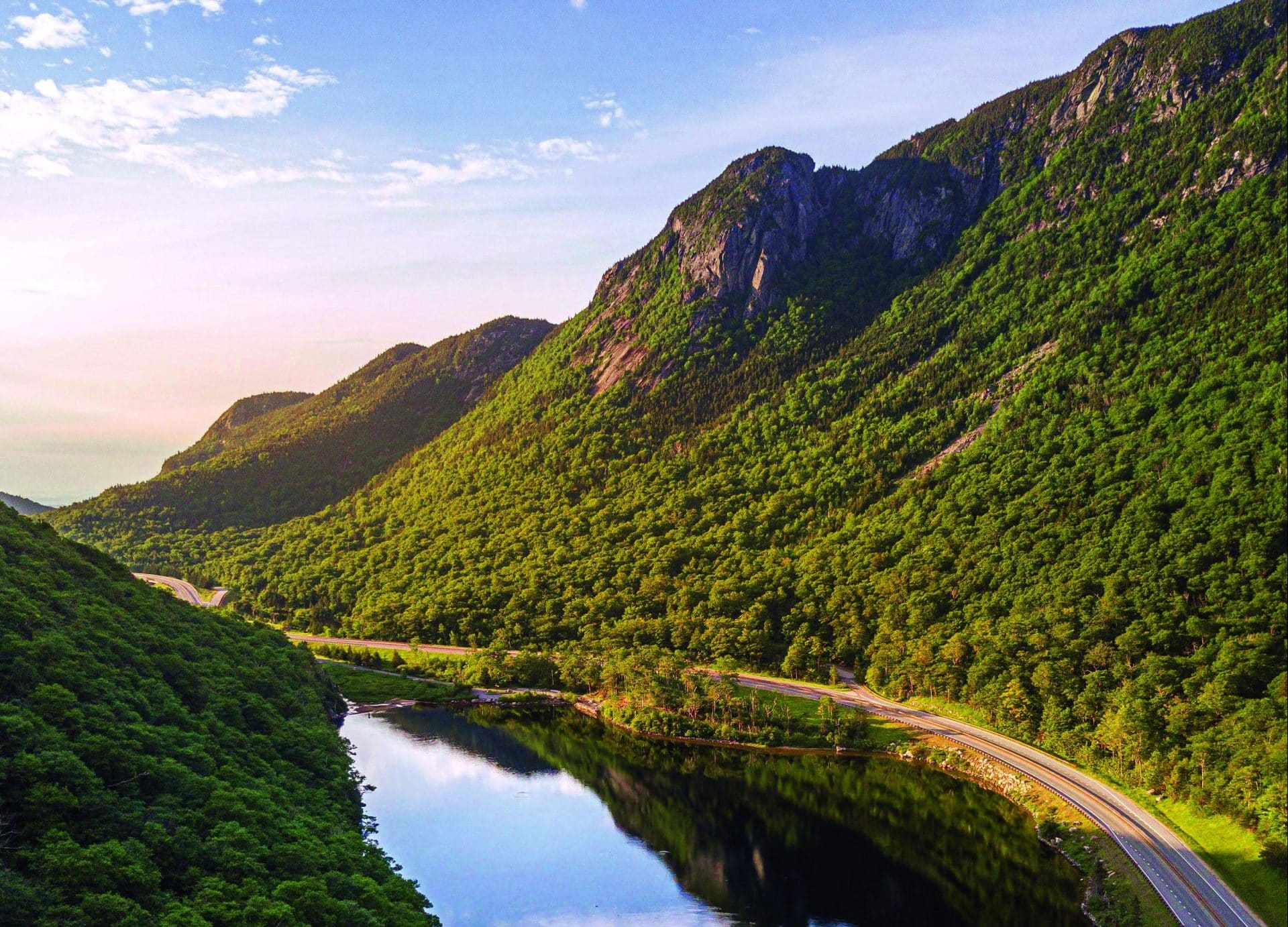 Scenic Summer Drive in the White Mountains of New Hampshire - New England