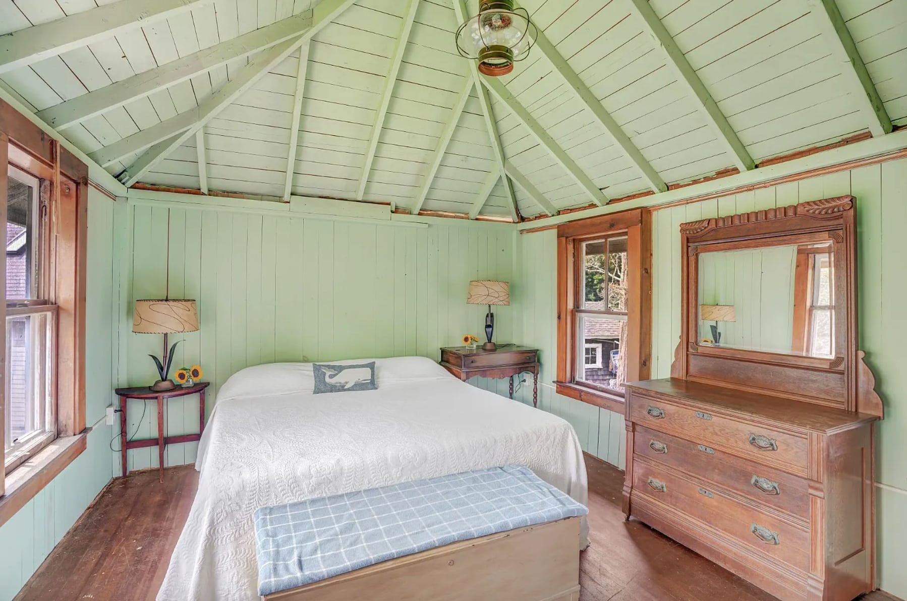 House for Sale An 1890 Martha’s Vineyard Cottage Overflowing With