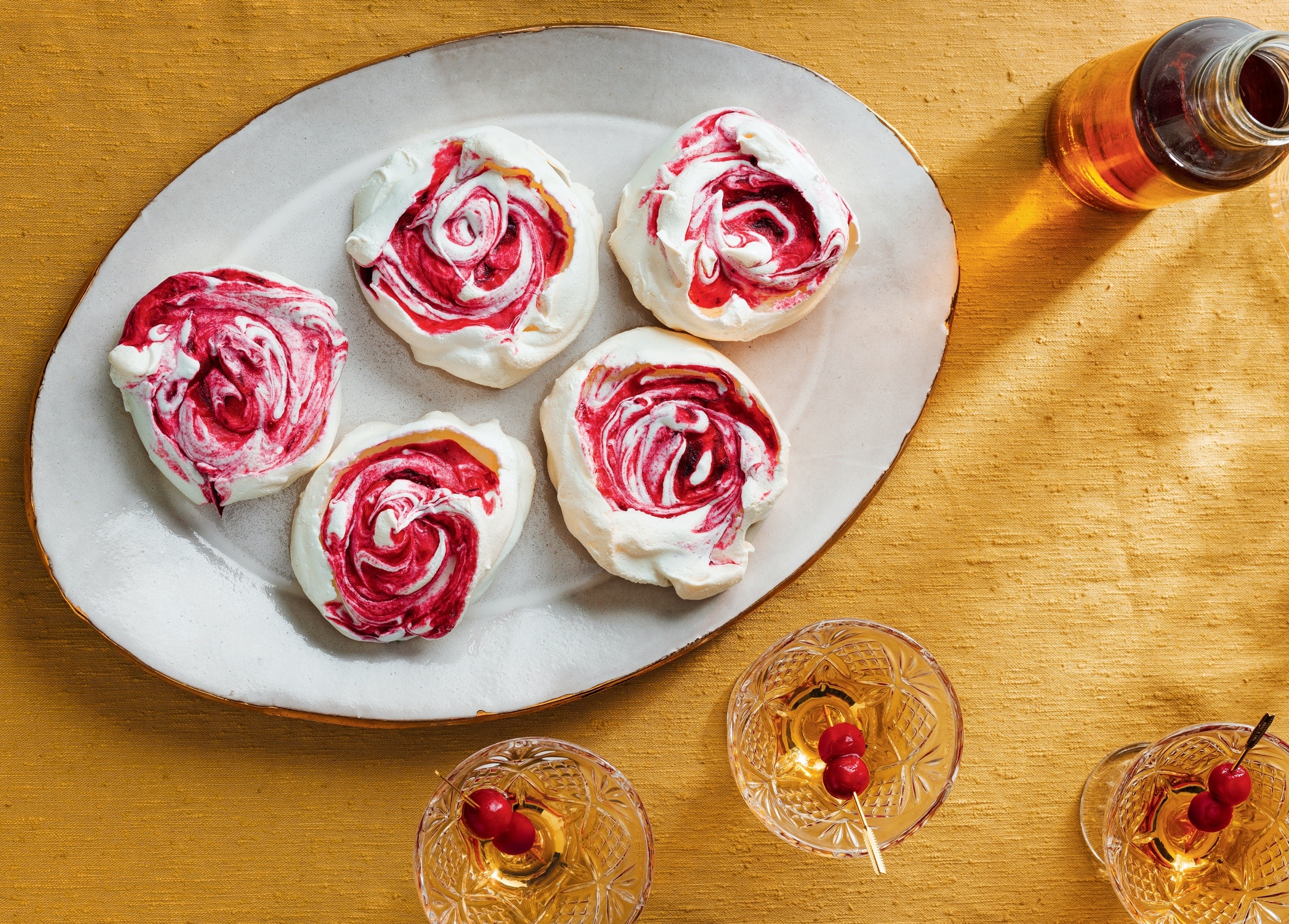 Spiced Cranberry Swirl Meringues 1123
