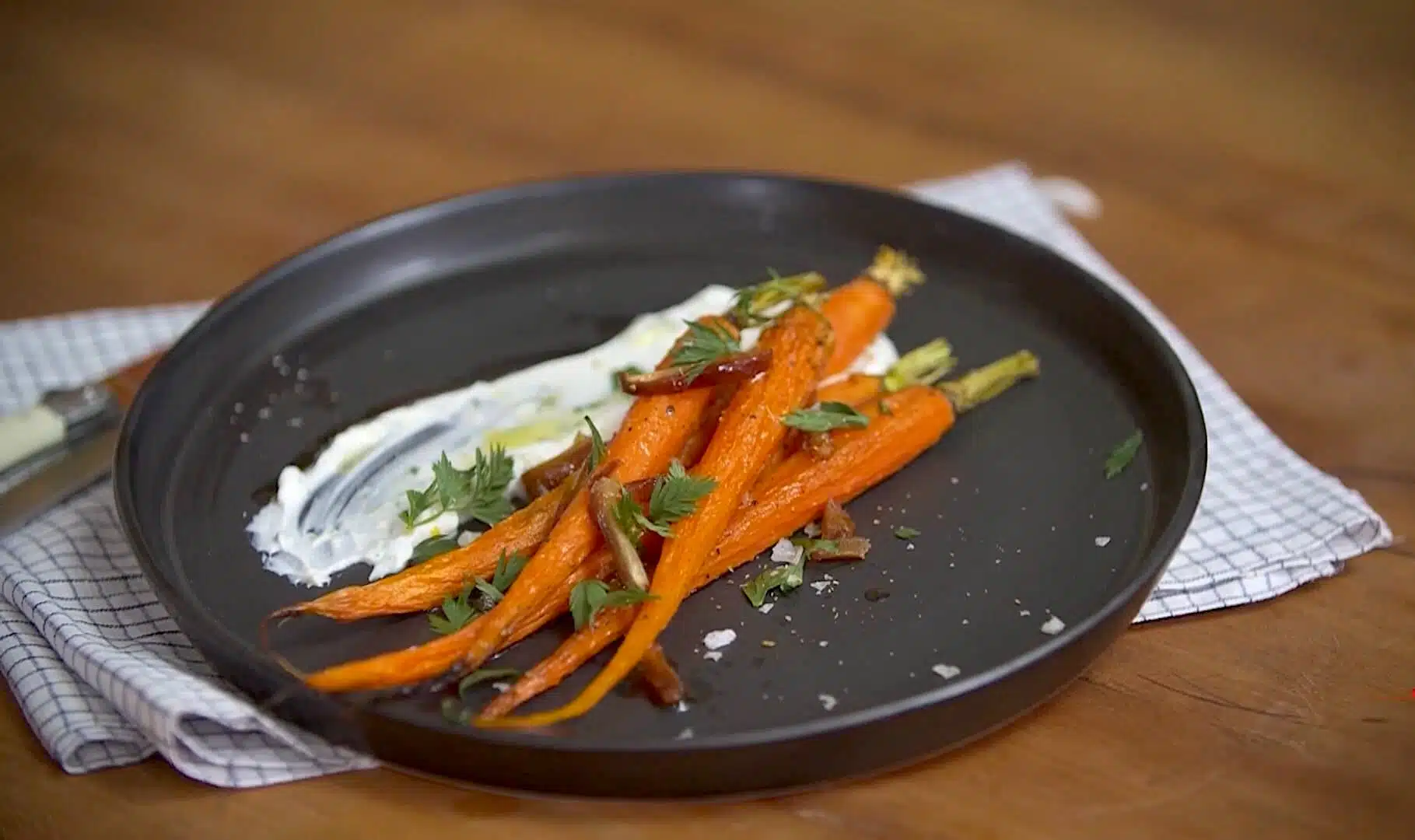 How to Make Caramelized Roasted Carrots with Herbed Yogurt Sauce