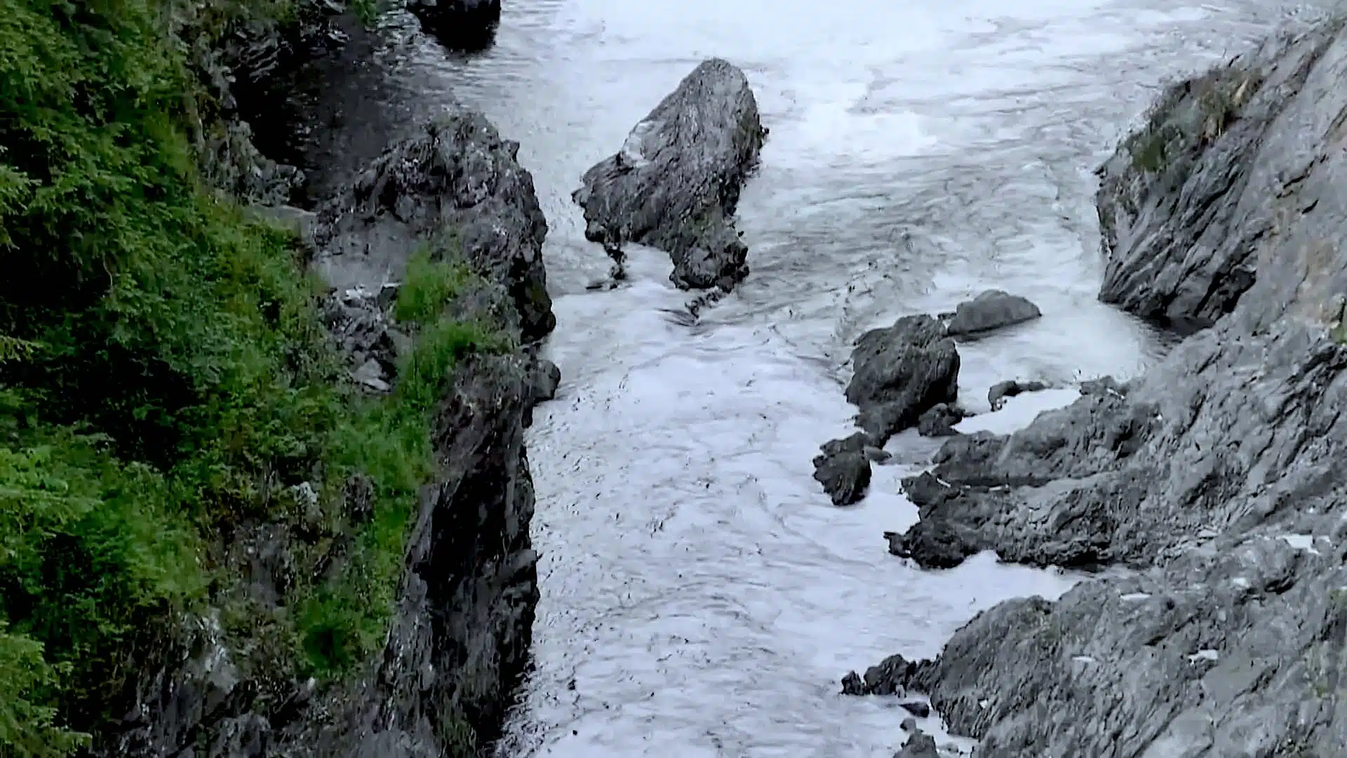 Visit Quechee Gorge, Vermont’s Little Grand Canyon