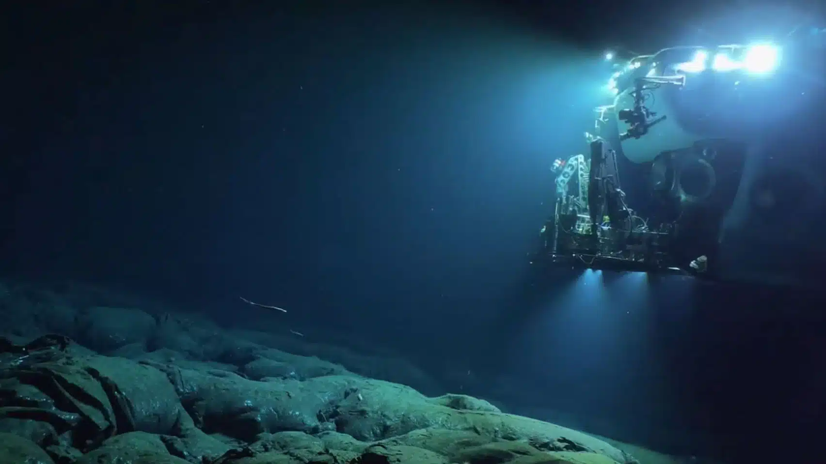 “Weekends with Yankee” Episode 904: Underwater Adventures