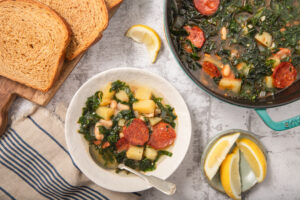 Portuguese Kale and Chouriço Soup