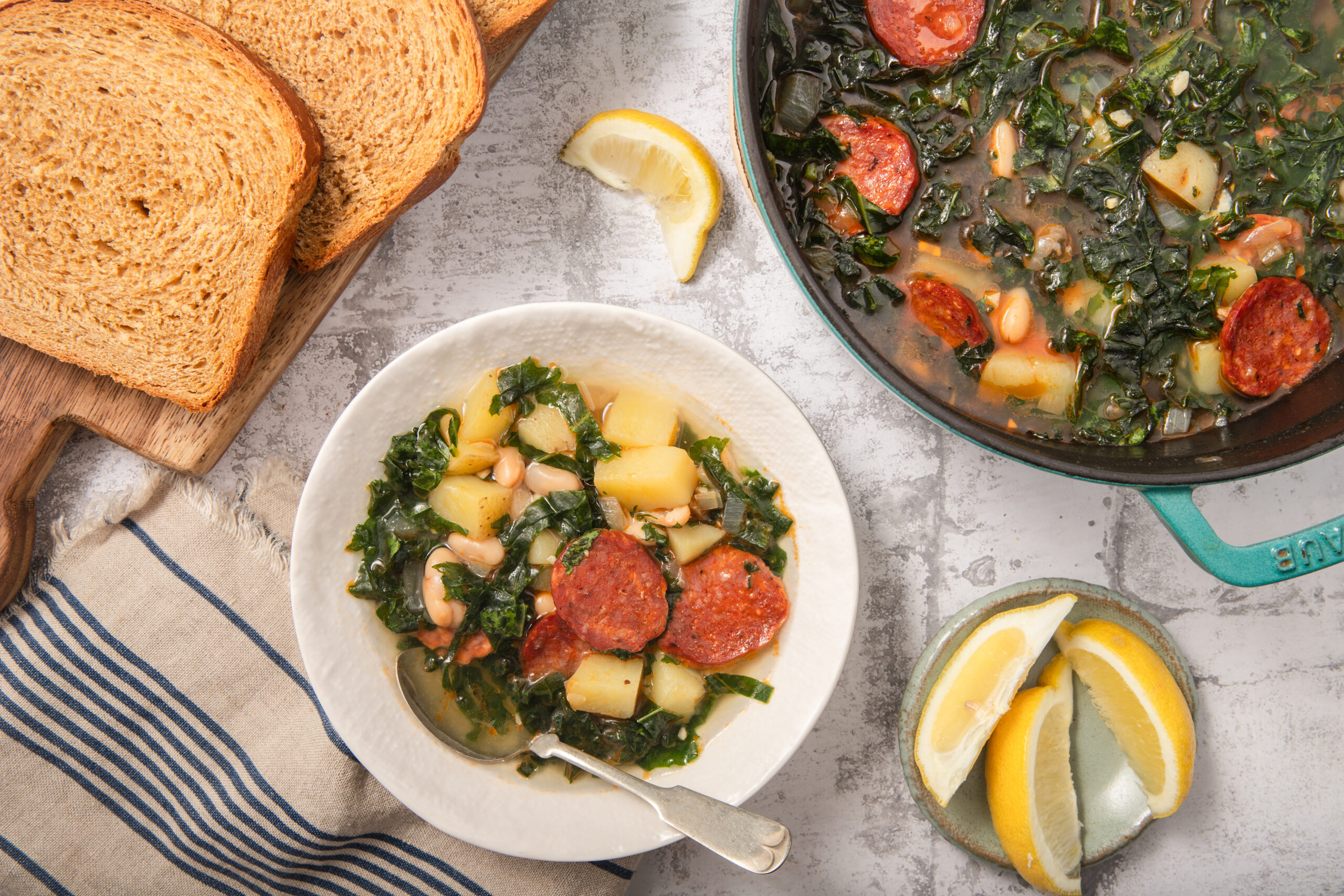 Portuguese Kale and Chouriço Soup
