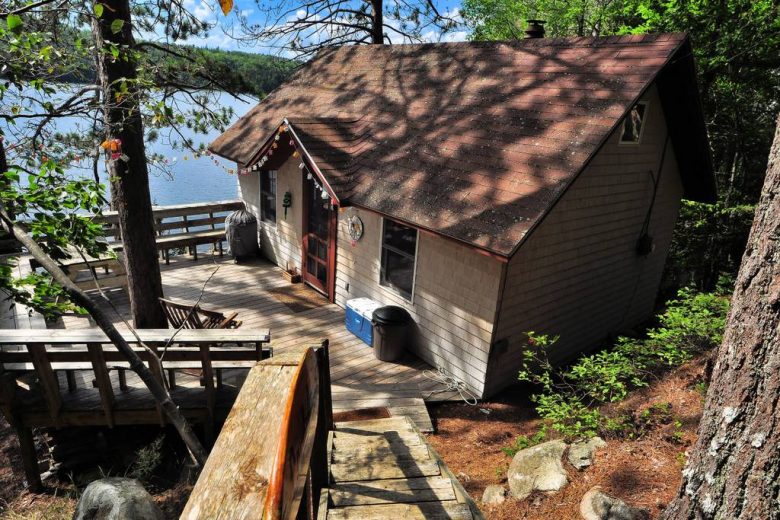 Maine Lake Cabin Rentals | Waterfront Retreats