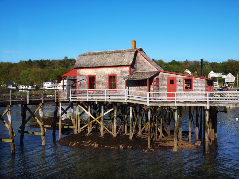 Boothbay Harbor debates plans to save historic footbridge