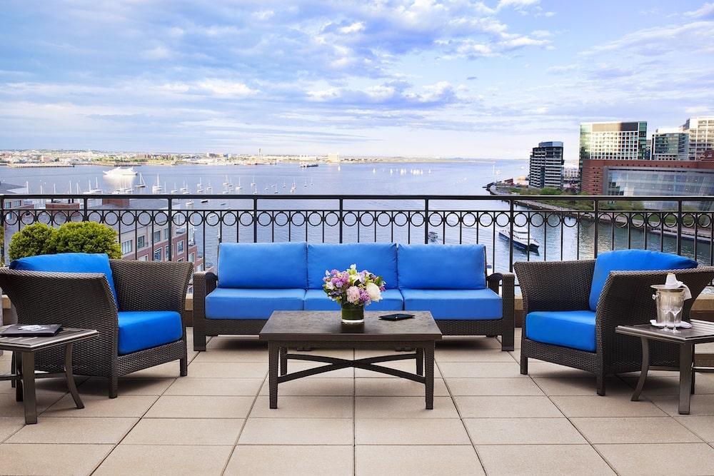 Boston-Hotels-With-View-9-bhh