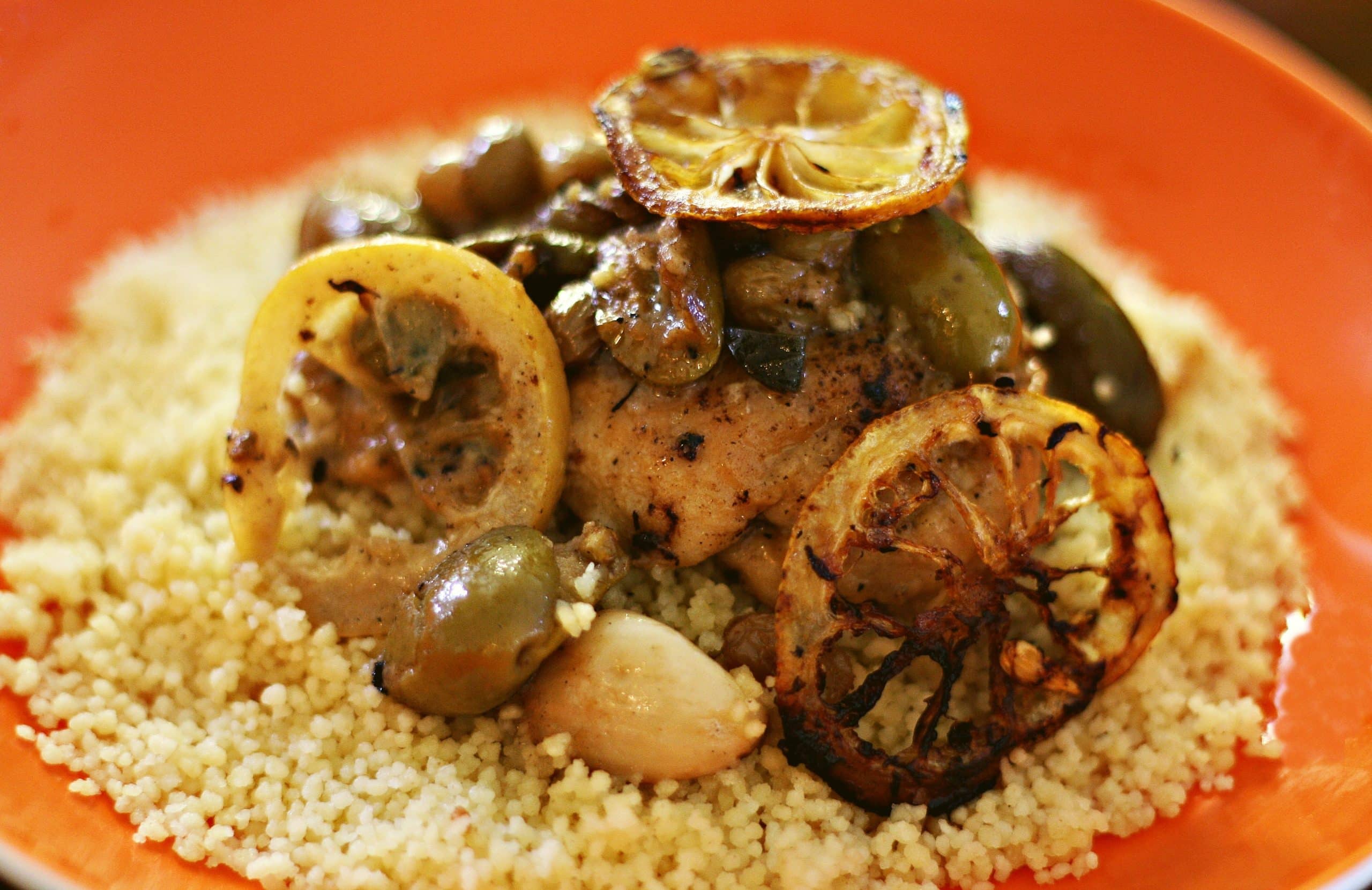 Chicken-with-lemon-and-olives