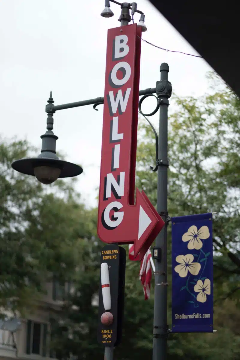 Guide to Shelburne, Massachusetts